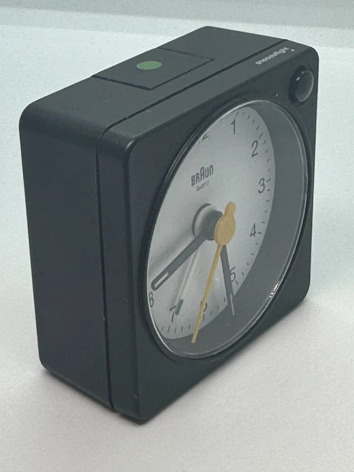BRAUN BC02XBW SLEEK BLACK-WHITE TRAVEL ALARM CLOCK - LIGHT - Image 4 of 4