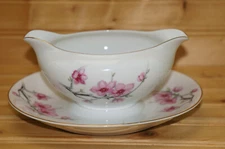 Diamond China Cherry Blossom Gravy Boat or Sauce Bowl w/ Underplate, 7 1/4" (B6)
