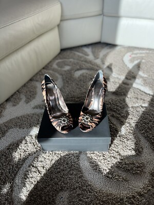 Michael Shannon Tan Selena Heels Size 9 Slightly Worn. Originally 59.99