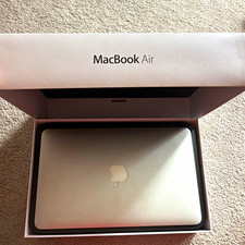 Apple MacBook Air 11,6 Zoll A1465 EMC 2558 Core i5 1,7GHz 4GB 64GB SSD Silber
