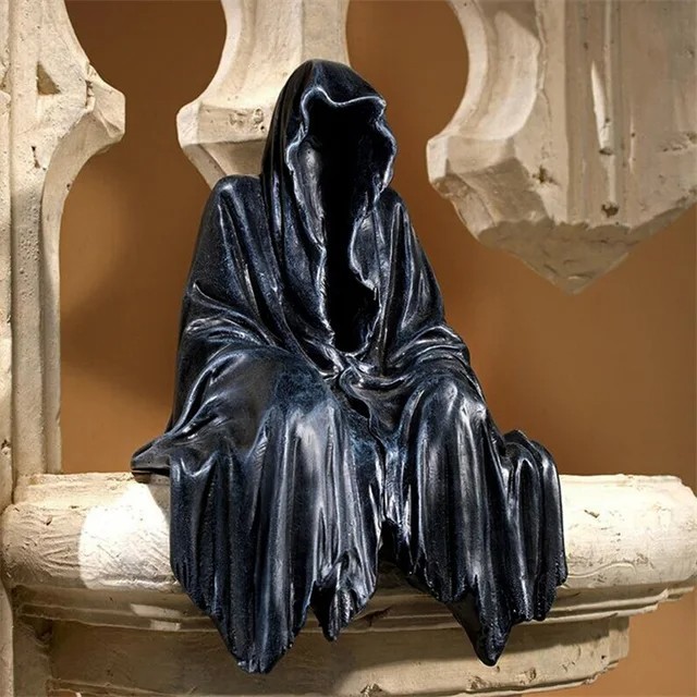 Statue Gothic Sitting Sculpture Creative Resin Figurine Home Ornament Décor