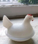 Vintage HON 1950's Indiana Medium Milk Glass Hen on Nest Opalescent