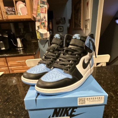 Nike Air Jordan 1 Retro High OG University Blue Black White DZ5485-400 Sneaker