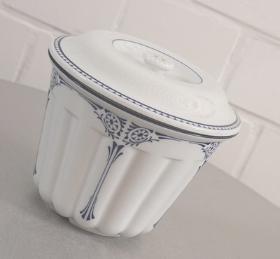Melitta Porzellan Gugelhupfform Backform anno 1900 Friesland mit Deckel Vintage
