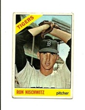 1966 TOPPS #38 Ron Nischwitz: Detroit Tigers: Pitcher: Baseball Card: MLB