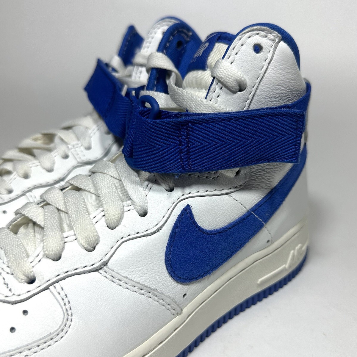 2015 NIKE AIR FORCE ONE 1 OG HIGH WHITE ROYAL BLUE MEN’S SIZE 9 US 743546-103 Nike Air Force 1 High Retro QS Color Pack Wht Royal Blue  main image 2