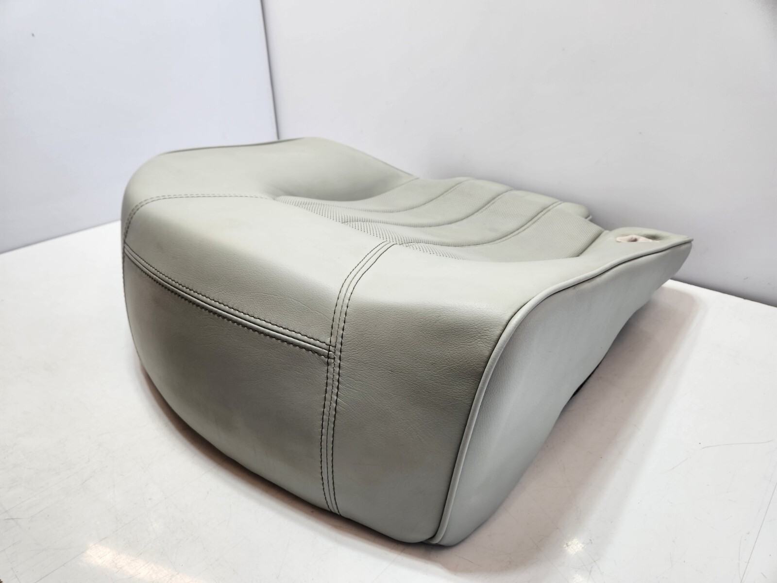 ✅ 03-08 OEM Maserati Quattroporte M139 Rear Right Side Lower Bottom Seat Cushion