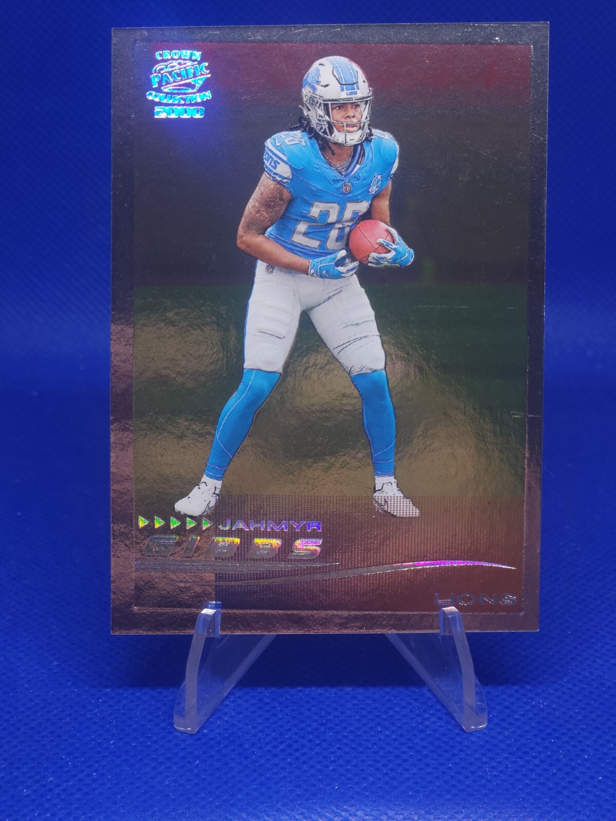 Jahmyr Gibbs 2023 Panini Zenith Pacific Crown Collection 2000 #9 Detroit Lions