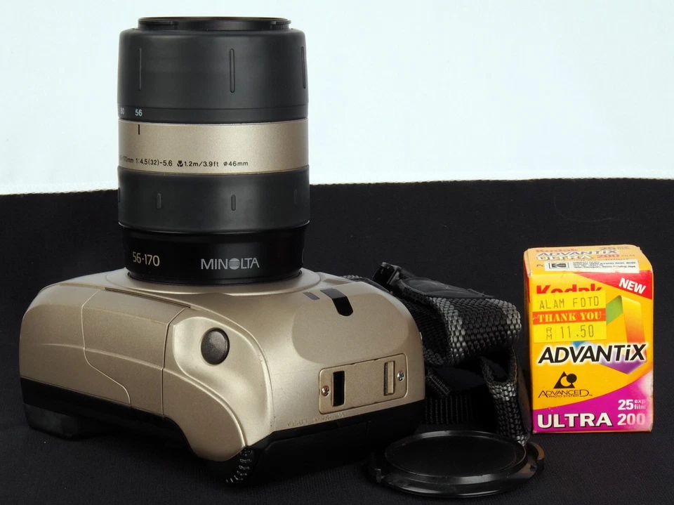 Minolta Vectis S-100 APS Film AF SLR c/w 56-170mm f/4.5-5.6 V Lens & Straps Kit - Image 2 of 4