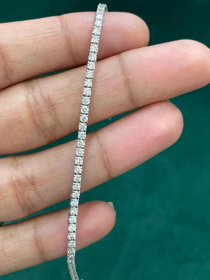 Brazalete de tenis redondo de diamantes naturales para mujer de oro de 14 k con certificación I-J/SI de 2,00 quilates Foto 3 de 4