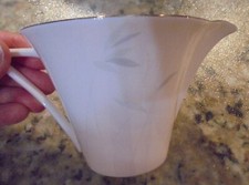 Mikasa Bone China Windswept CR 008 Creamer Pitcher EUC!