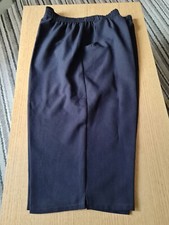Ladies Navy Cropped Trouser,waist 36/38", Size 18/20, used. Bought in Spain vgcc