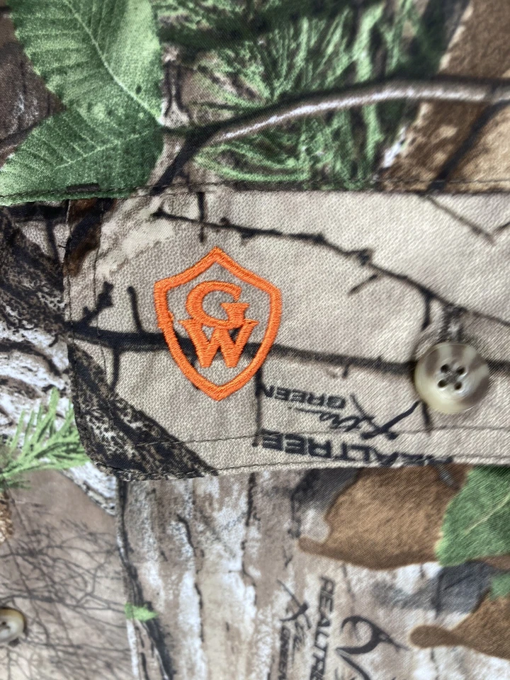 Game Winner Real Tree Camouflage Performance Shirt Men Medium Long Sleeve Button - Image 4 of 4