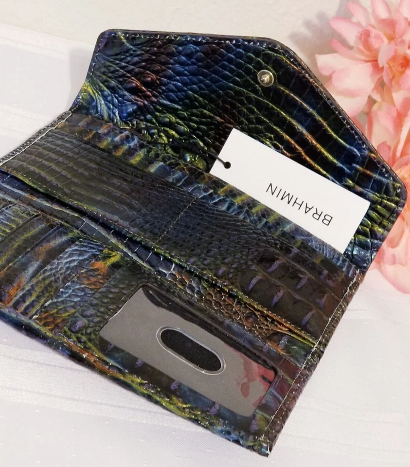 NWT BRAHMIN VERONICA MULTI WESTFIELD GENUINE LEATHER TRIFOLD WALLET NWT - Image 2 of 4