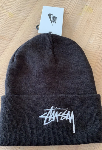 Nike × Stussy cuffed beanie black 