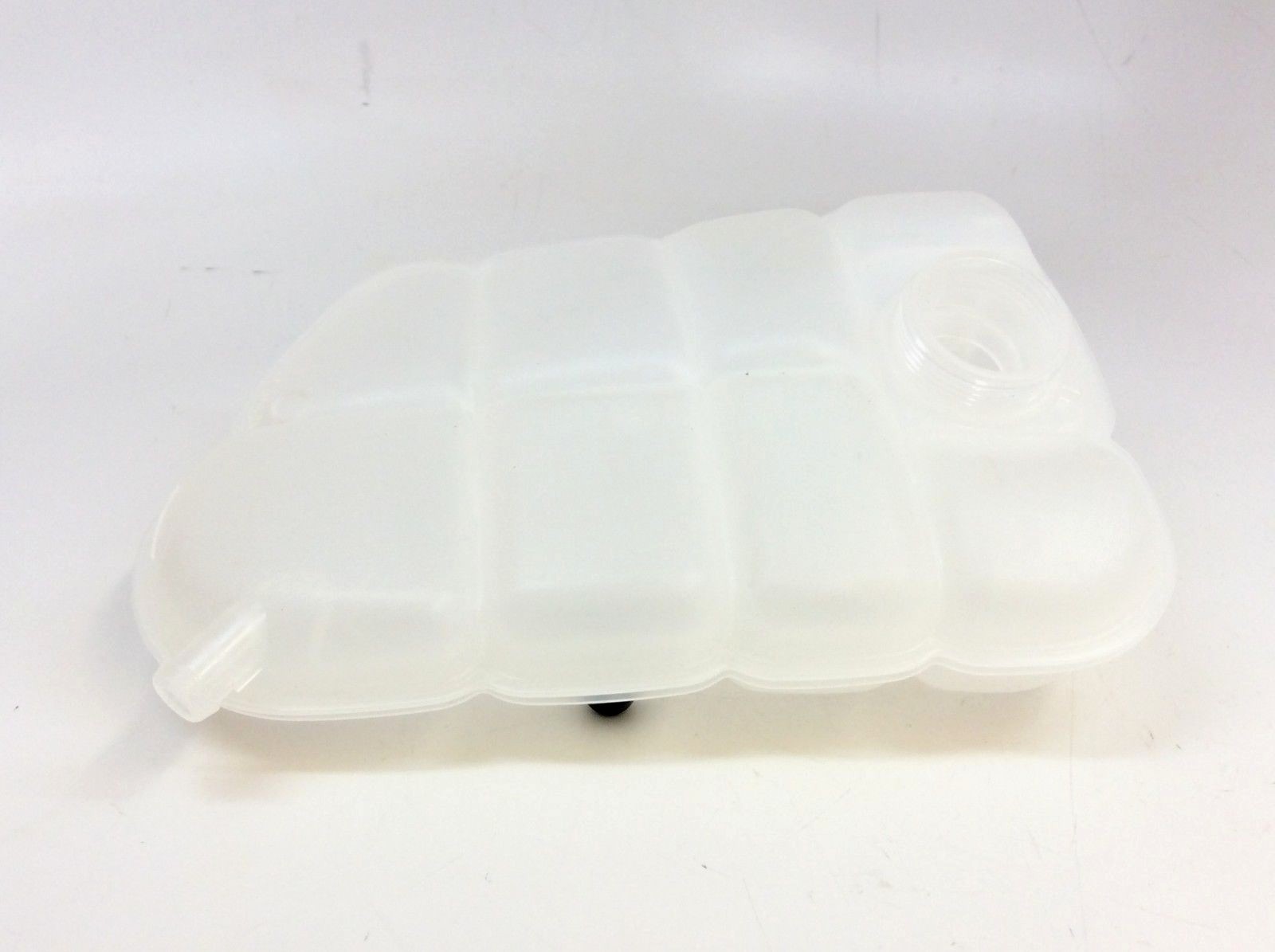 【税込】 coolant tank フォードエスケープフォーカスRSラジエータークーラントリザーバーオーバーフロー拡張タンク新しいOEM