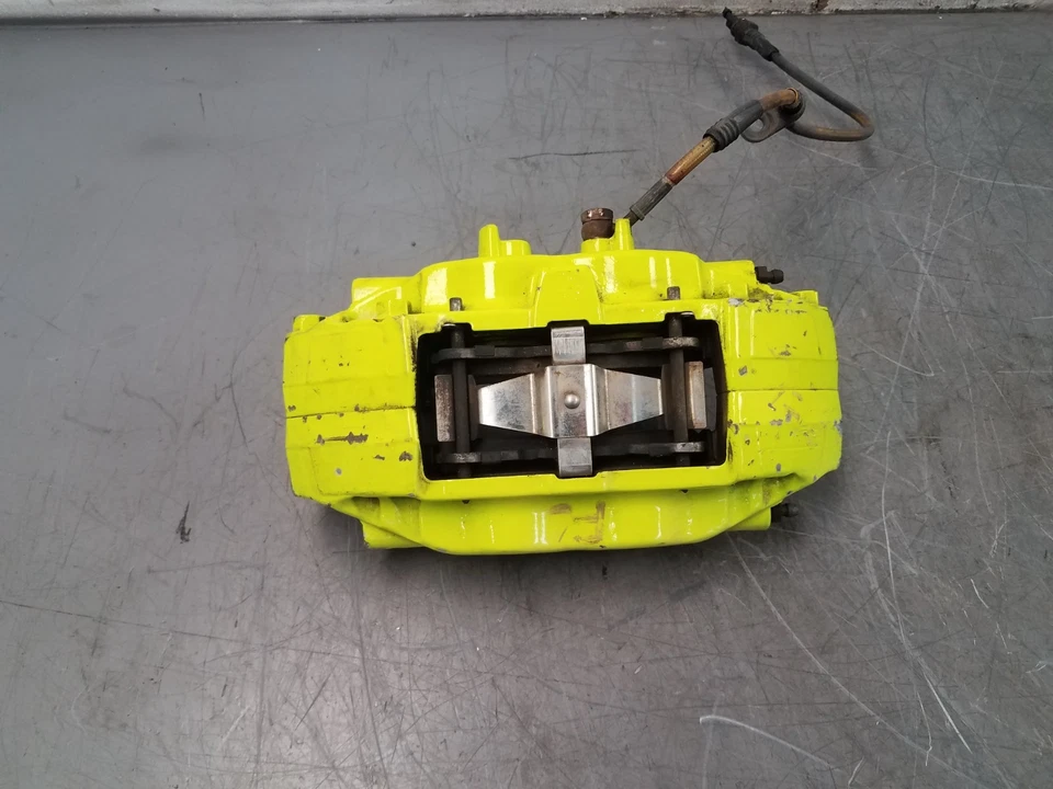 Juego de pinzas de freno Subaru WRX STi Brembo 2005 #6693 S4 Foto 3 de 4