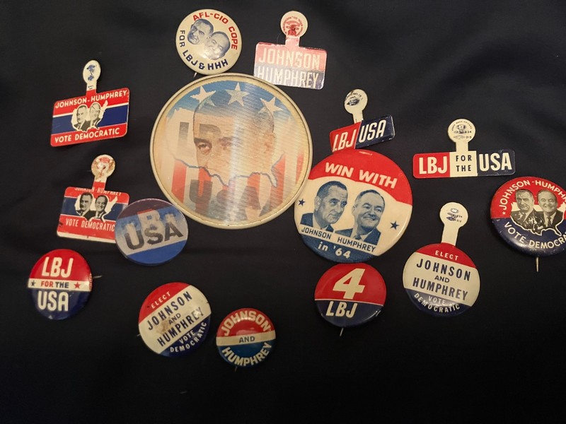 15 LYNDON BAINES JOHNSON (LBJ) National Presidential Campaign Buttons and Pins