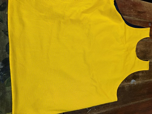 Michigan Wolverine’s Basketball Reversible Jersey Size Large Men’s - Picture 8 of 8