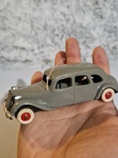 AV396 NOREV 1/43 COFFRET GRAND PALAIS 3 CITROEN TRACTION 22CV BERLINE CAB 152099