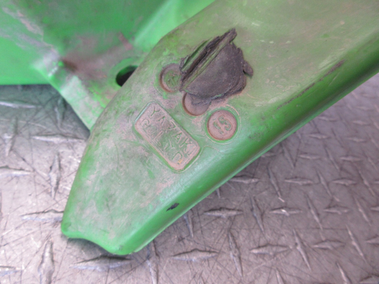 1997 Kawasaki KX80 KX 80 GAS TANK PETCOCK FUEL 97 eBay