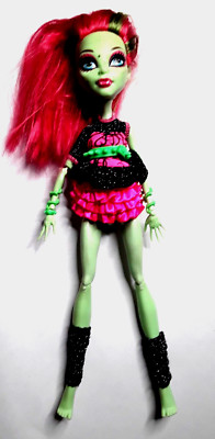 Monster High Doll Venus Flytrap Ghoul Spirit Doll Mattel