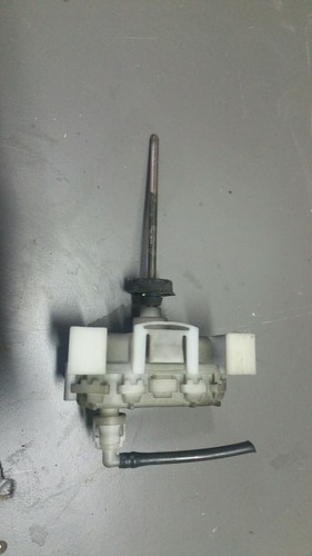 Audi A6 C4 Avant Stellmotor Tankklappe Tankdeckel Zentralverriegelung 4A0862153C