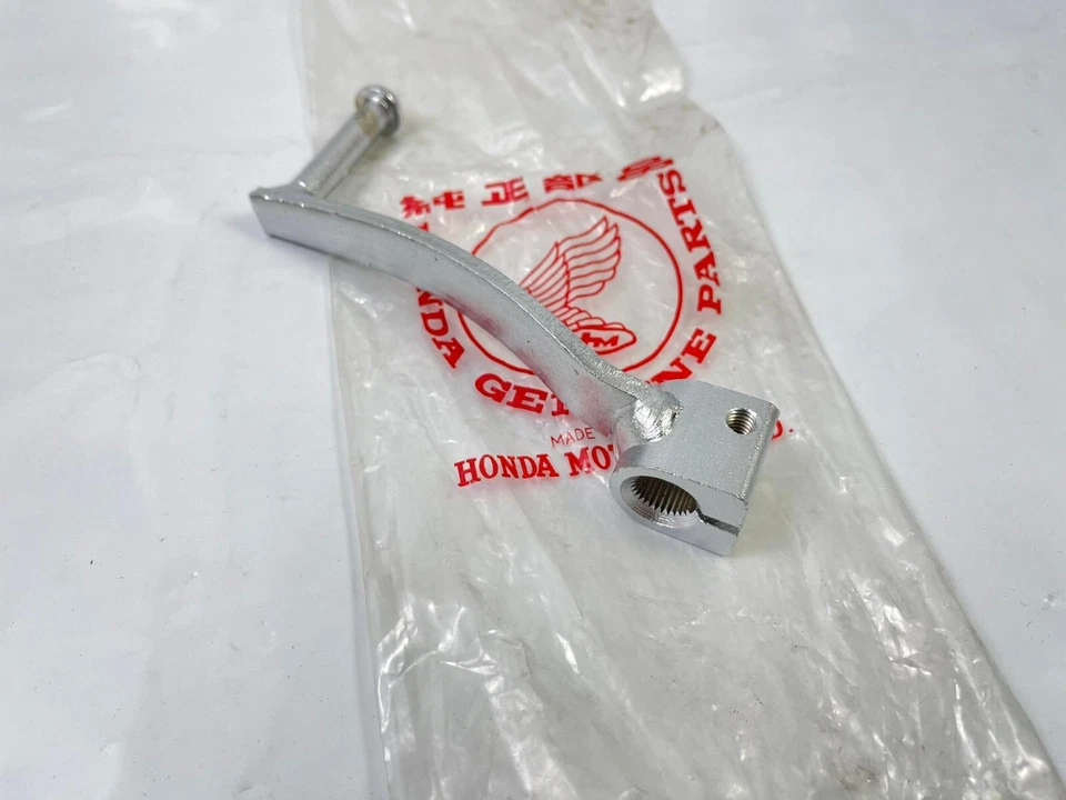 HONDA CB125 CL125 CB175 CL175 CA175K3 PEDAL GEARSHIFT GEAR NOS P/N 24701-240-000 Foto 3 de 4