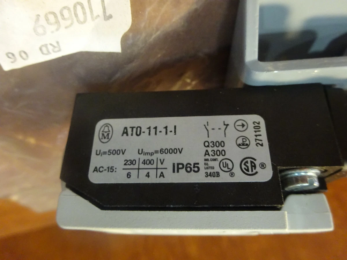 Klockner Moeller ATO-11 limit switch