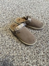 Women's UGG Sand Sued Sz 7 EU 38 Slippers NEW Lightweight Authentic Australia