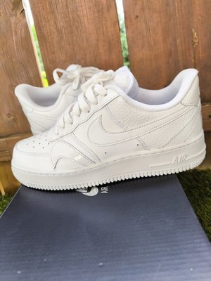 Nike Air Force 1 '07 LV8