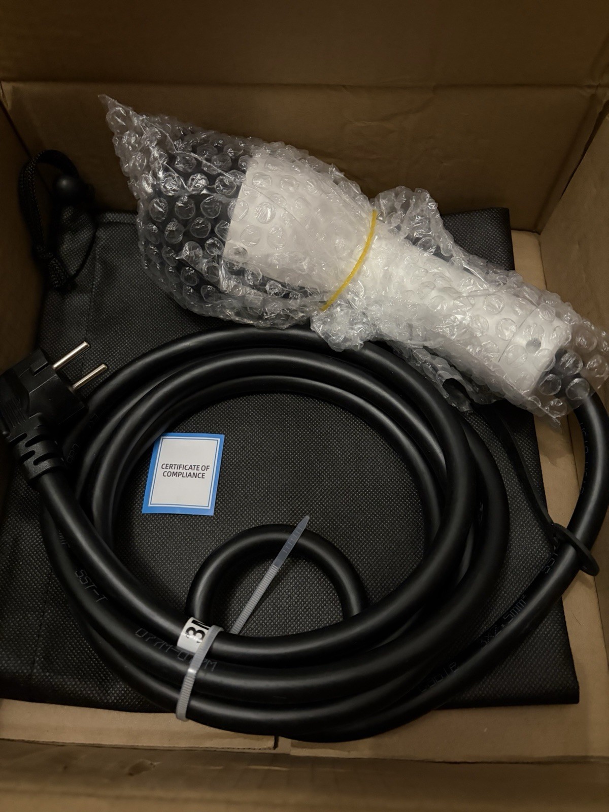 Chargeur électrique type 2 16A régulé avec écran LCD