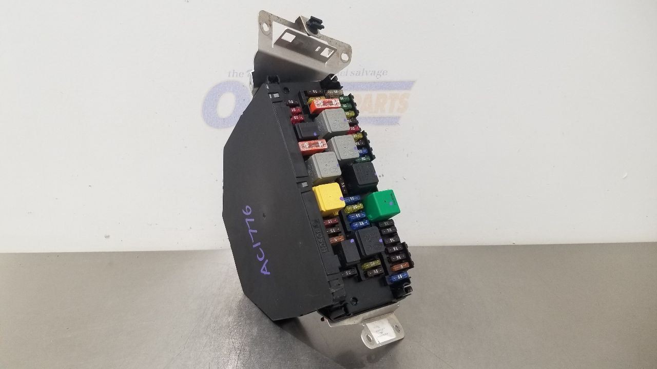 11 MERCEDES BENZ SLS AMG C197 FRONT SAM CONTROL MODULE 2129004911