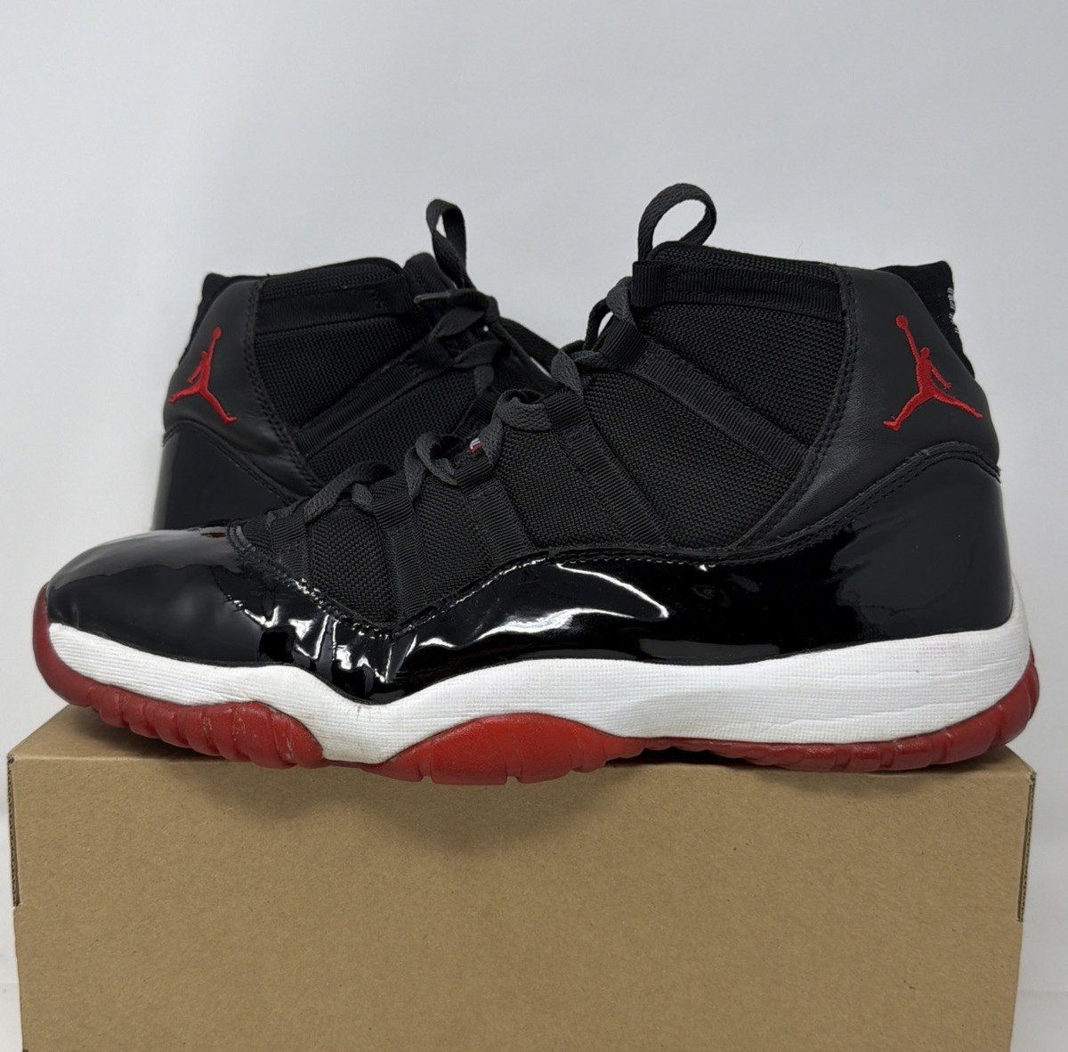 Air Jordan 11 Retro Bred 2001 SZ 13 136046-061 BLACK RED BRED Nike