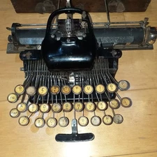 ANTIQUE No5 BLICKENSDERFER TYPEWRITER