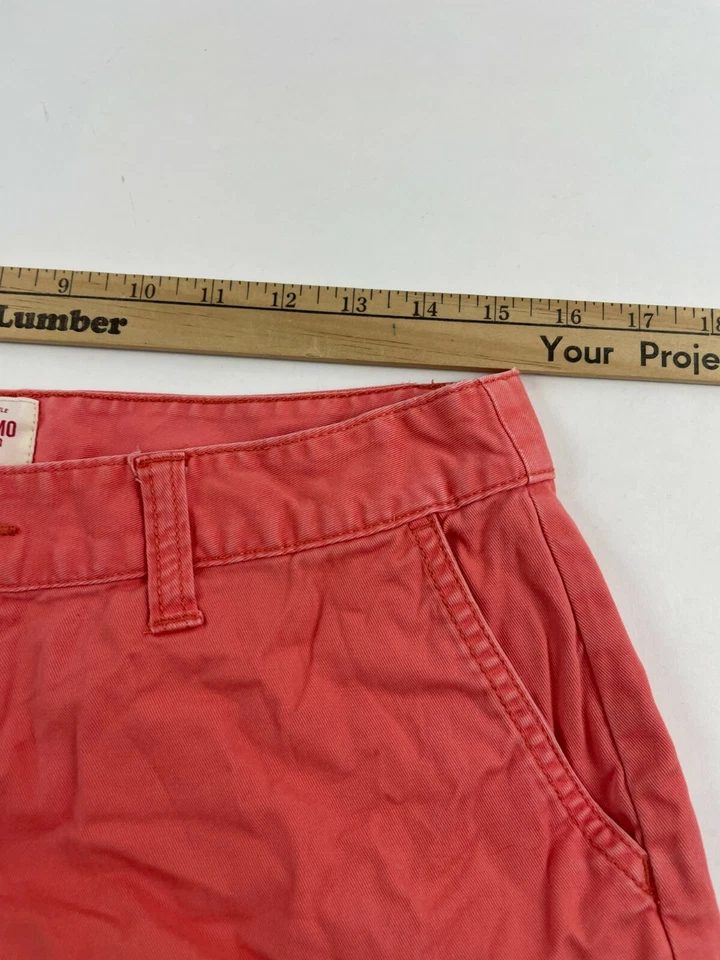 Mossimo Supply Co. Pantalones cortos para mujer talla 6 coral tiro bajo estilo utilitario recortado Foto 3 de 4