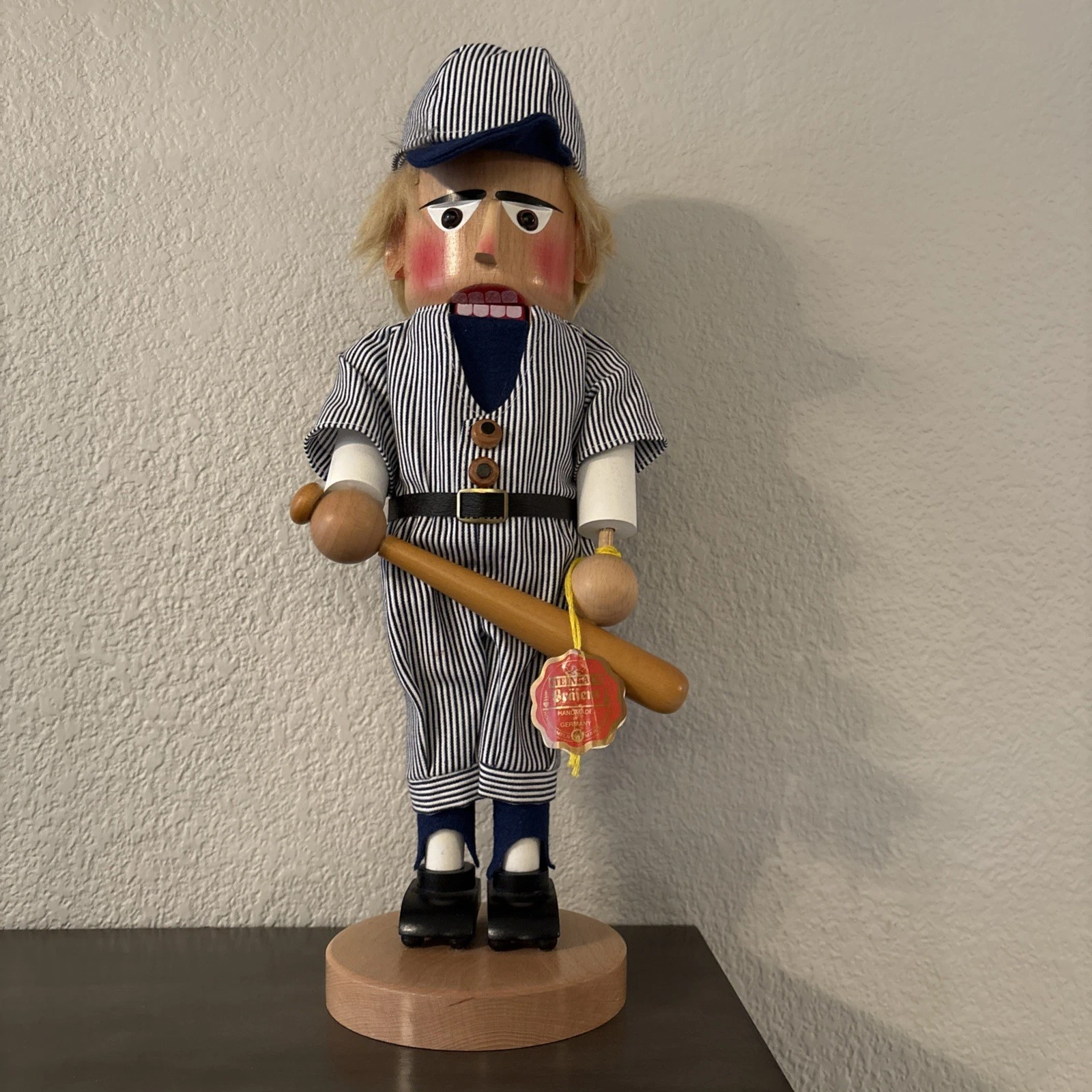 Original 15” Steinbach Volkskunst Baseball Player Nutcracker Tweed Bat Germany