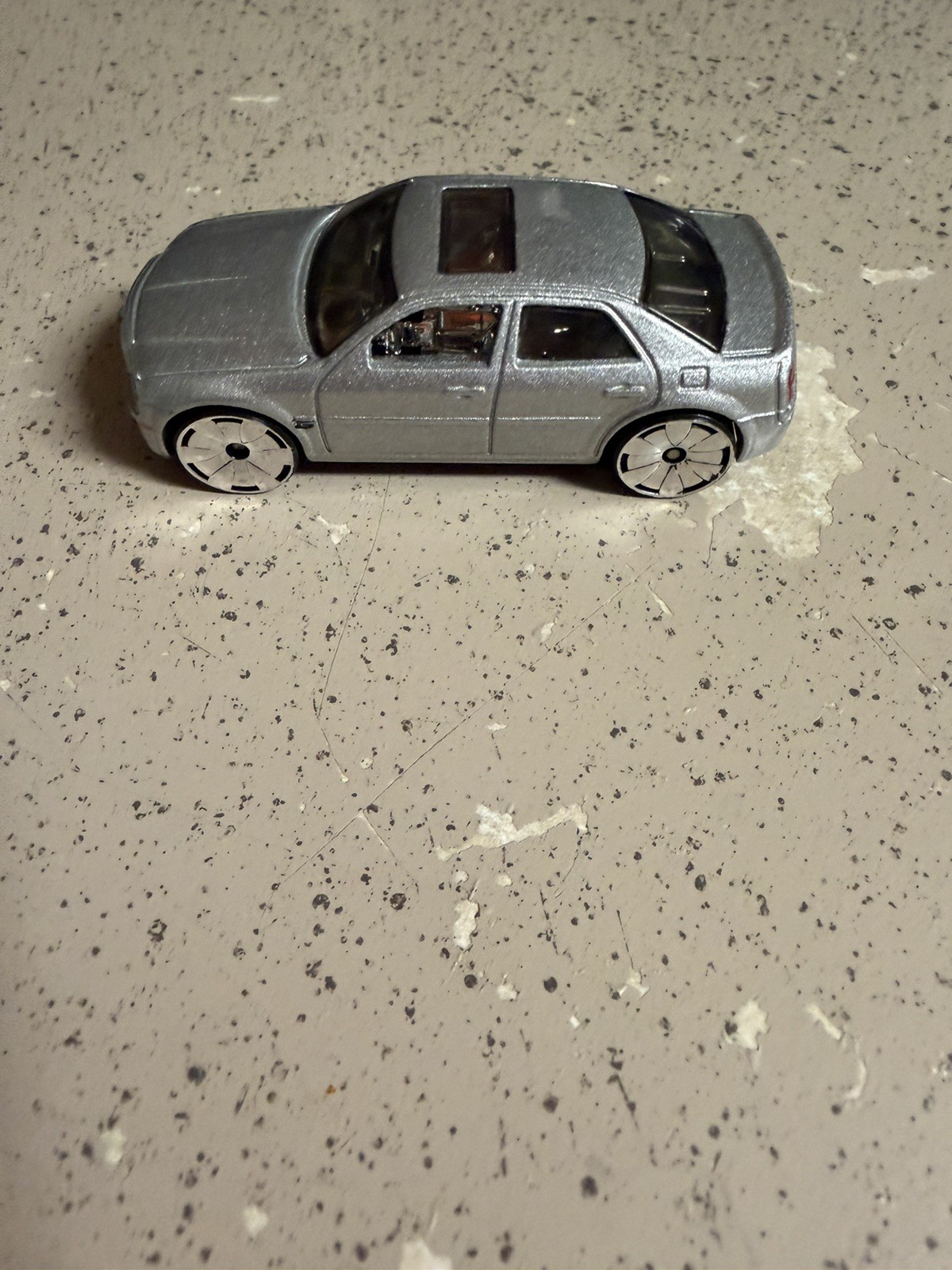 Hot Wheels 2005 Chrysler 300C Loose Diecast 1/64 Car