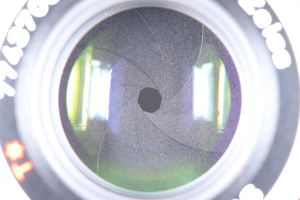 [Top MINT] CONTAX Carl Zeiss Sonnar T* 90mm F2.8 Lens & Cap For G1 G2 From JAPAN - Image 4 of 4