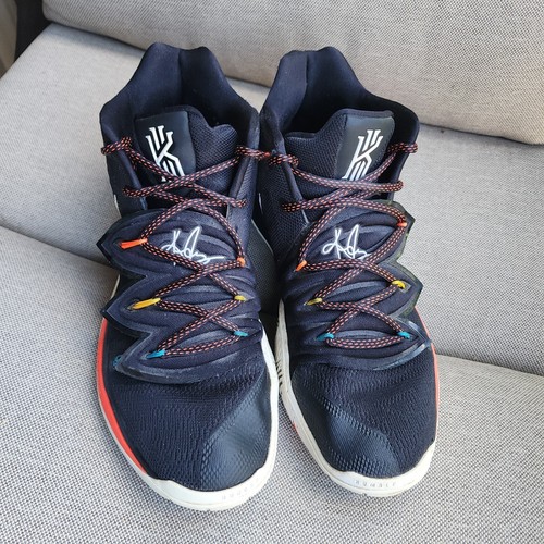 Nike Kyrie 5 Friends 2019 Mens Sz 13 Sneakers Basketball Shoe T - Picture 7 of 16