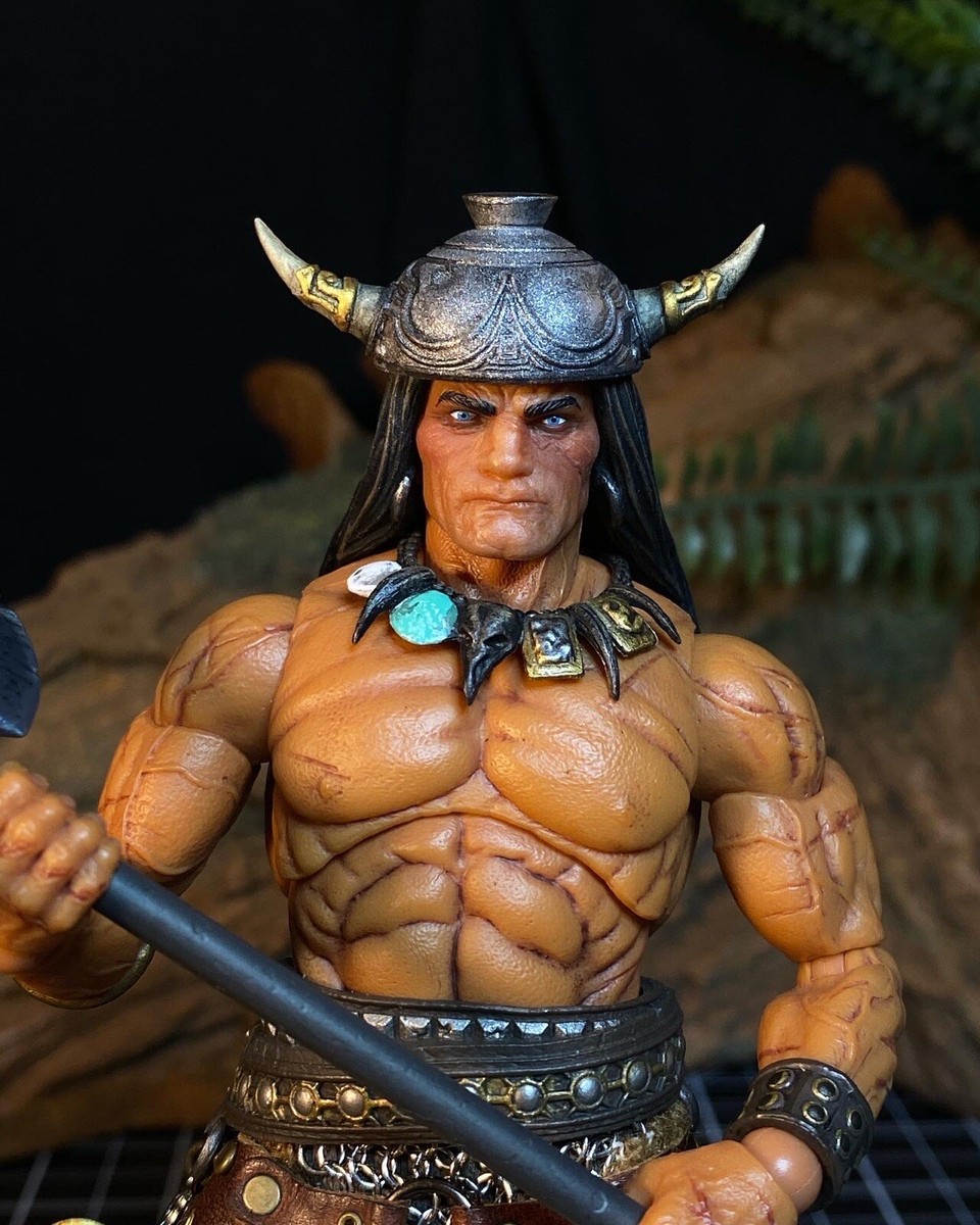 Custom 1/12 Scale Mezco Toyz Horned Helmet for Conan One:12