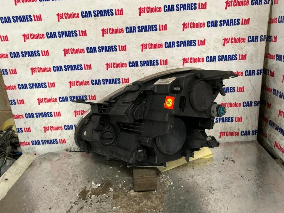 FARO XENÓN LADO DEL CONDUCTOR ALFA ROMEO GIULIETTA 2010 5 PUERTAS HATCHBACK FARO Foto 4 de 4