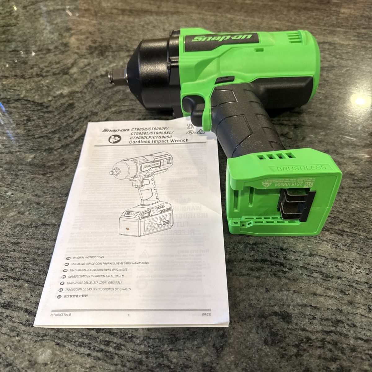 Snap On ct9050g 1/2” cordless impact monster lithium brushless