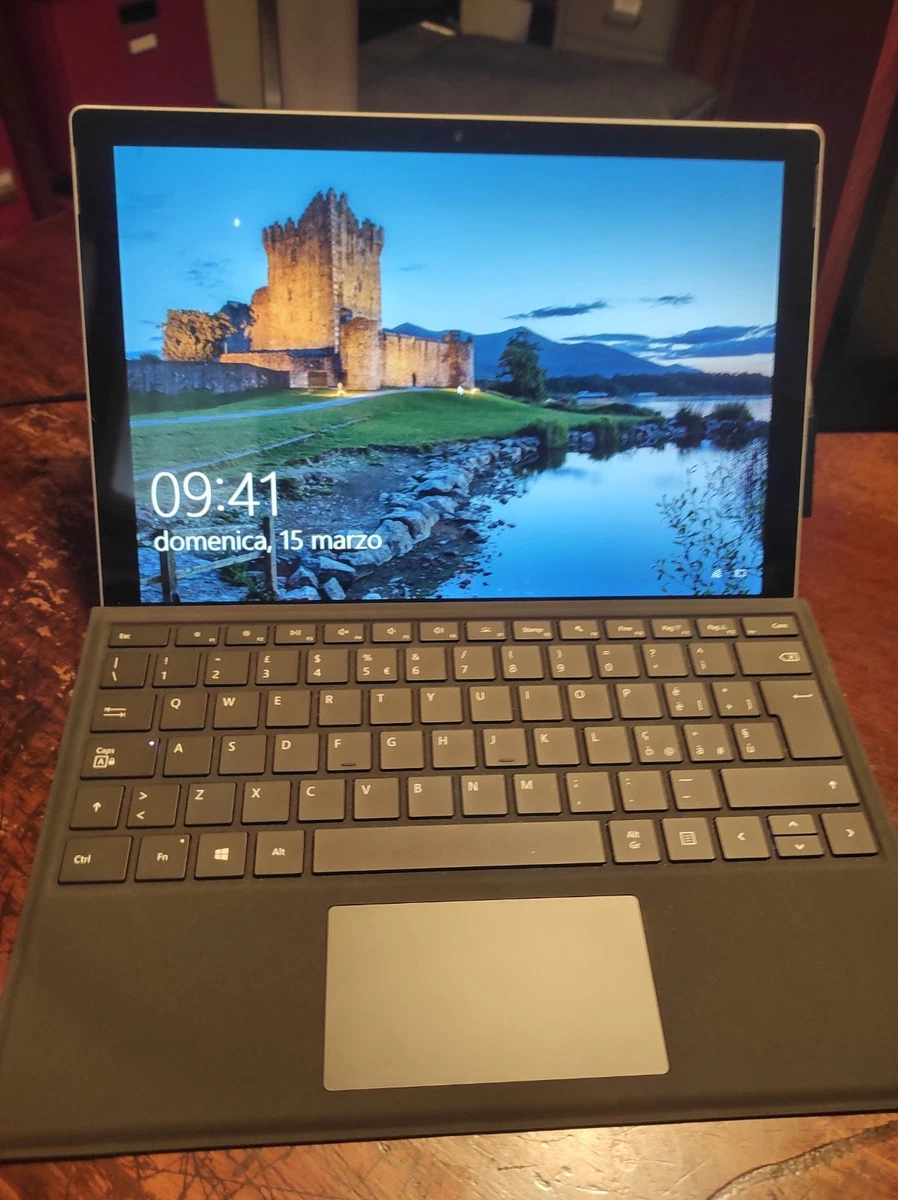 Surface Pro 4 i5 128 GB inkl Type Cover, Ladegerät und Hülle (Gebraucht