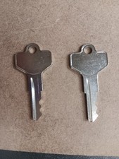 ALLEN BRADLEY  D018-D992 SET OF 2 REPLACEMENT KEYS - CYLINDER SWITCHES FREESHIP