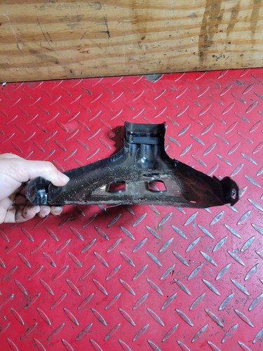 1975 Suzuki RV125 Skid Plate - Picture 6 of 6
