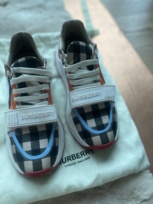 Size 9 - Burberry Contrast Check Low Multicolor