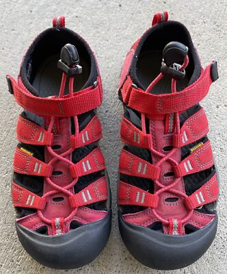 Keen Newport H2 Outdoor Water Ribbon Red Gargoyle Sandals 