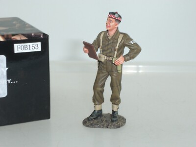 KING AND COUNTRY FOB153 BRITISH HIGHLAND SERGEANT FIGUR STEHEND LESENKARTE