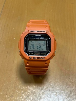 CASIO G-SHOCK DW-5600E Orange Digitaluhr Stoßfest